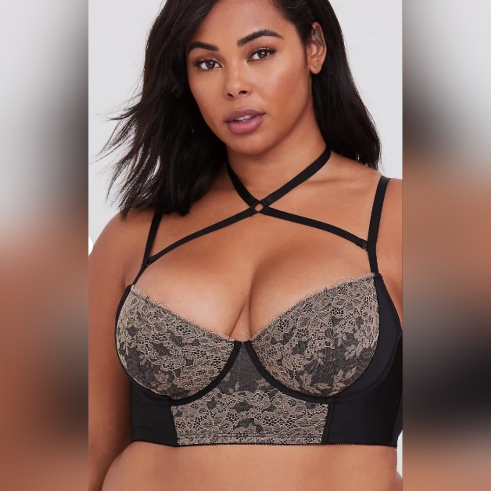 Torrid Torrid strappy underwire bustier with a harness front and lace detail